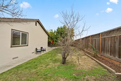 34839 Clover St, Union City, CA 94587 - Photo 39