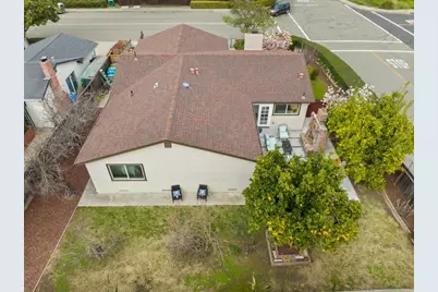 34839 Clover St, Union City, CA 94587 - Photo 47