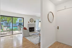 905 W Middlefield Rd 917, Mountain View, CA 94043 - Photo 3