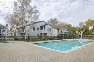 905 W Middlefield Rd 917, Mountain View, CA 94043 - Photo 23