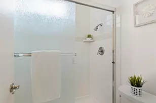 905 W Middlefield Rd 917, Mountain View, CA 94043 - Photo 17