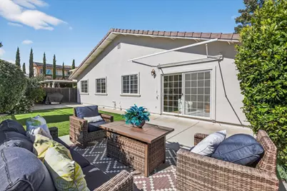 18870 Barnhart Ave, Cupertino, CA 95014 - Photo 27