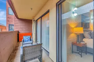 295 Lenox Ave 203, Oakland, CA 94610 - Photo 43