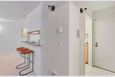 295 Lenox Ave 203, Oakland, CA 94610 - Photo 19