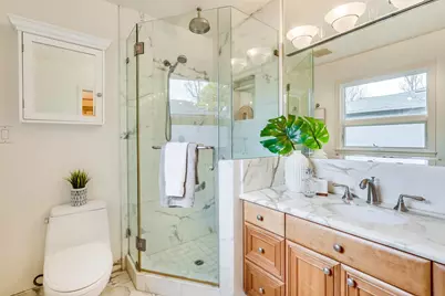 1624 Newcastle Dr, Los Altos, CA 94024 - Photo 33