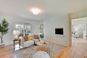 1624 Newcastle Dr, Los Altos, CA 94024 - Photo 19