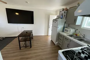 1300 Mesa Dr, Hollister, CA 95023 - Photo 7