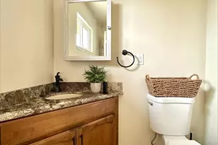 1300 Mesa Dr, Hollister, CA 95023 - Photo 15