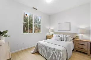 247 Peppermint Tree Ter 5, Sunnyvale, CA 94086 - Photo 17