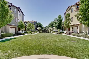 247 Peppermint Tree Ter 5, Sunnyvale, CA 94086 - Photo 37