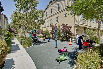 247 Peppermint Tree Ter 5, Sunnyvale, CA 94086 - Photo 39