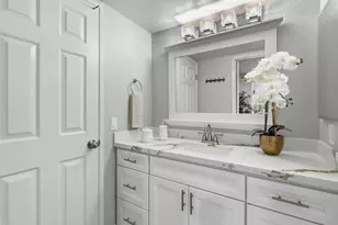 2570 Yerba Bank Ct, San Jose, CA 95121 - Photo 15