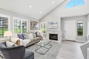 2570 Yerba Bank Ct, San Jose, CA 95121 - Photo 5