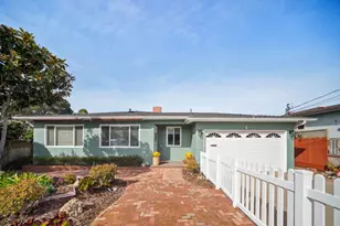 1077 Cadiz Ct, Seaside, CA 93955 - Photo 1