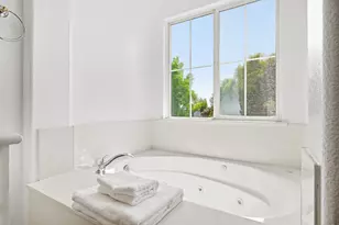 34306 Torrey Pine Ln, Union City, CA 94587 - Photo 27