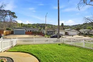 261 Arbor Valley Dr, San Jose, CA 95119 - Photo 3