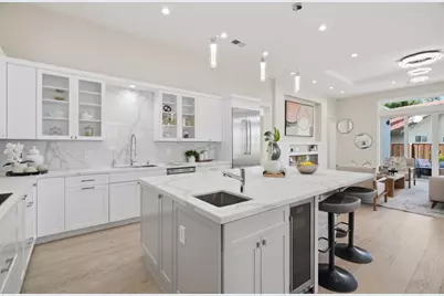 19110 Dagmar Dr, Saratoga, CA 95070 - Photo 17