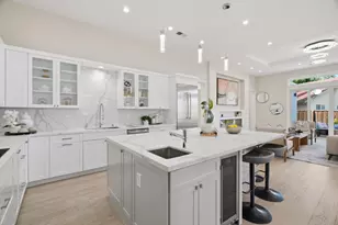 19110 Dagmar Dr, Saratoga, CA 95070 - Photo 17