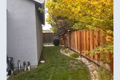 4184 Ivory Ln, Turlock, CA 95382 - Photo 11