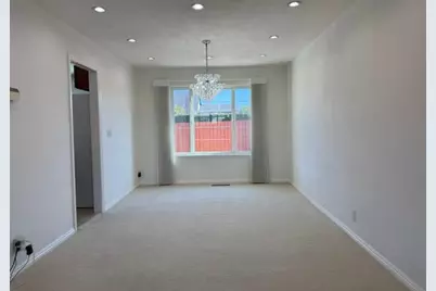 1288 Isengard Ct, San Jose, CA 95121 - Photo 9