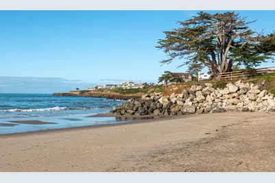 22130 E Cliff Dr 3D, Santa Cruz, CA 95062 - Photo 31