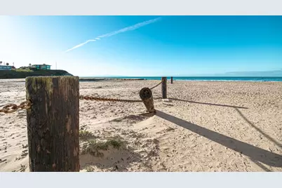 22130 E Cliff Dr 3D, Santa Cruz, CA 95062 - Photo 29