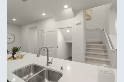 115 Agustin Narvaez St 4, San Jose, CA 95136 - Photo 11