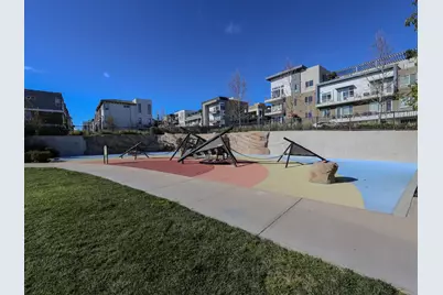 115 Agustin Narvaez St 4, San Jose, CA 95136 - Photo 35