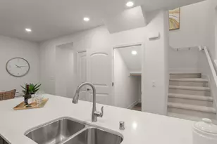 115 Agustin Narvaez St 4, San Jose, CA 95136 - Photo 11