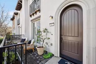 62 Cuesta Dr, Los Altos, CA 94022 - Photo 3