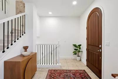 62 Cuesta Dr, Los Altos, CA 94022 - Photo 5