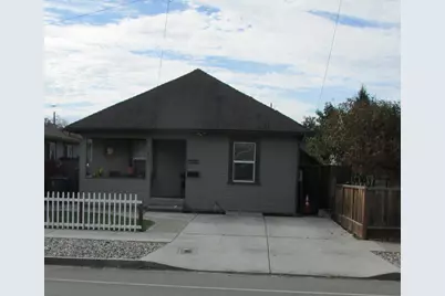 827 Central Ave, Hollister, CA 95023 - Photo 1