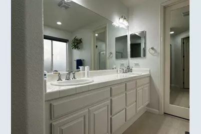 10133 Annie St, Elk Grove, CA 95757 - Photo 27