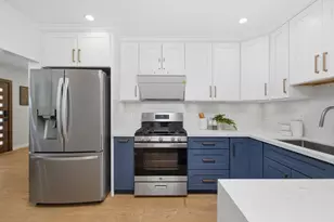 285 W Arbor Ave, Sunnyvale, CA 94085 - Photo 17