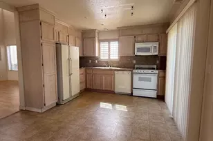 949 Nantucket Blvd 14, Salinas, CA 93906 - Photo 5