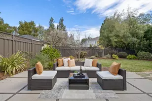 1555 Alma St, Palo Alto, CA 94301 - Photo 27