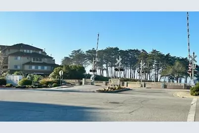 117 Seascape Resort Dr, Aptos, CA 95003 - Photo 3