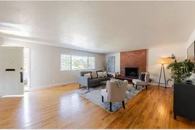 89 Via Descanso, Monterey, CA 93940 - Photo 5