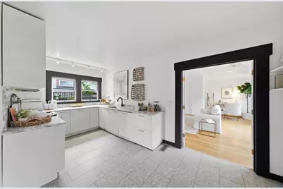 1085 Emerson St, Palo Alto, CA 94301 - Photo 13