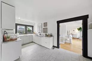 1085 Emerson St, Palo Alto, CA 94301 - Photo 13