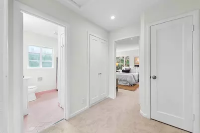 11 Tulip Ln, Palo Alto, CA 94303 - Photo 13