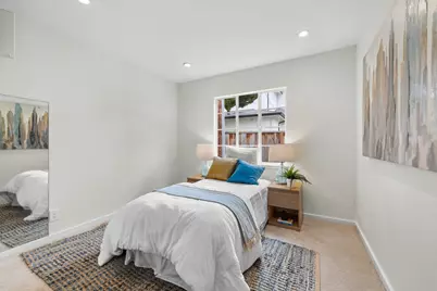 11 Tulip Ln, Palo Alto, CA 94303 - Photo 15