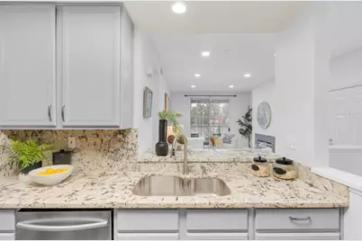 601 Arcadia Ter 202, Sunnyvale, CA 94085 - Photo 11