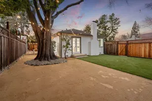 576 Green Manor Ct, Palo Alto, CA 94301 - Photo 25