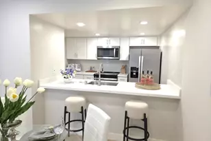 212 Red Oak Dr A, Sunnyvale, CA 94086 - Photo 5