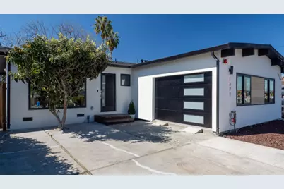 1371 Camellia Dr, East Palo Alto, CA 94303 - Photo 1