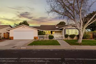 2733 Winfield Dr, Mountain View, CA 94040 - Photo 5