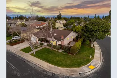 2733 Winfield Dr, Mountain View, CA 94040 - Photo 7