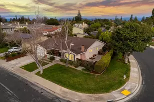 2733 Winfield Dr, Mountain View, CA 94040 - Photo 7