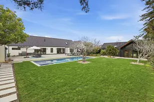 588 Craig Rd, Hillsborough, CA 94010 - Photo 43